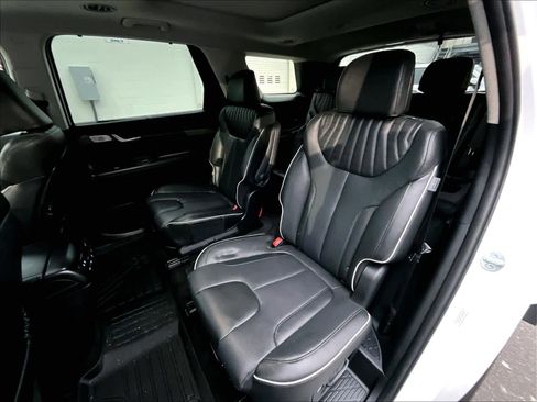 Used 2025 Hyundai Palisade Limited image 15