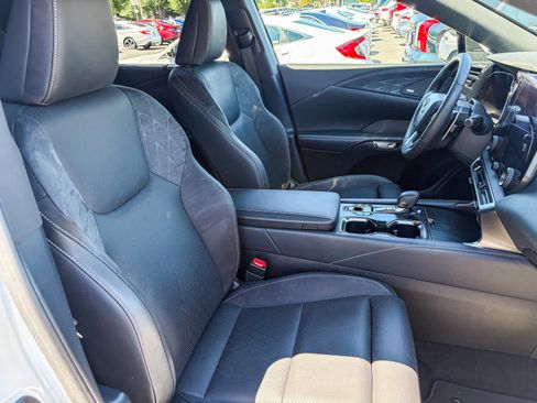 Used 2024 Lexus RX 450h AWD w/ Convenience Package image 15