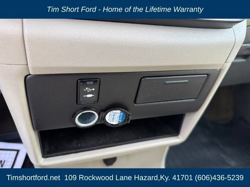 Used 2017 Toyota Sienna LE FWD image 16