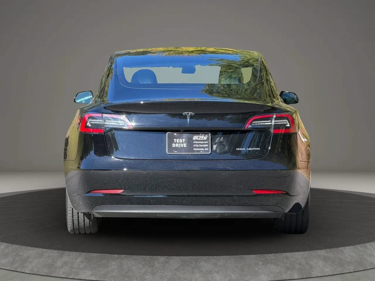 Used 2022 Tesla Model 3 Long Range AWD/4WD image 4