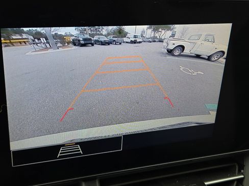 Used 2024 Chevrolet Trax RS w/ Driver Confidence Package image 20