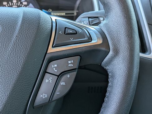 Used 2021 Ford Edge SEL w/ Convenience Package image 28