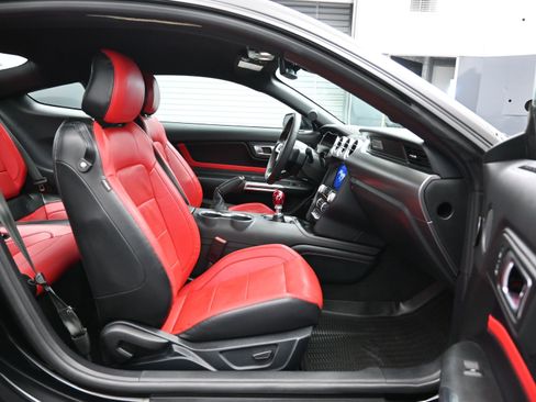 Used 2021 Ford Mustang GT Premium w/ Equipment Group 401A image 12