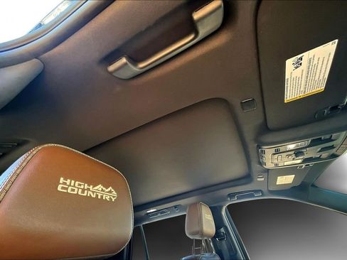 Used 2021 Chevrolet Tahoe High Country image 29