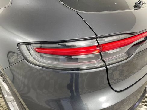 Used 2020 Porsche Macan AWD/4WD image 21