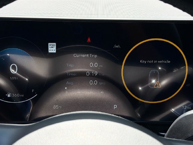 New 2026 Hyundai Kona Limited FWD image 12