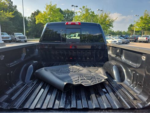 Used 2015 Chevrolet Silverado 1500 LTZ Z71 w/ LTZ Plus Package AWD/4WD image 12