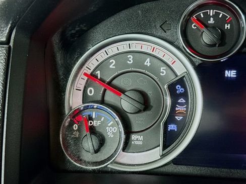 Used 2017 RAM 3500 Laramie AWD/4WD image 14