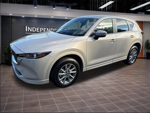 Certified 2025 MAZDA CX-5 AWD 2.5 S w/ Preferred Package image 2