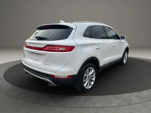 Used 2017 Lincoln MKC Select w/ Select Plus Package image 5