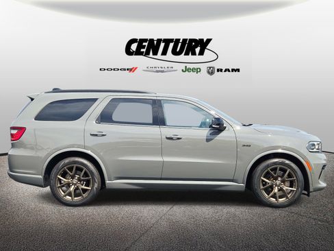 Used 2025 Dodge Durango R/T AWD/4WD image 2