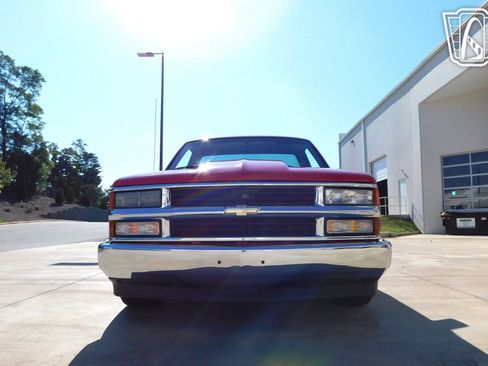 Used 1993 Chevrolet Silverado 1500 2WD Regular Cab image 3