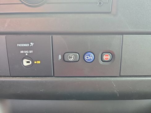 Certified 2025 GMC Savana 2500 w/ Driver Convenience Package RWD image 20