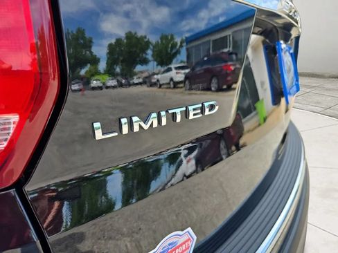 Used 2018 Ford Explorer Limited AWD/4WD image 17