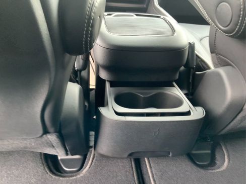 New 2026 Chrysler Pacifica Limited w/ S Appearance Package image 18