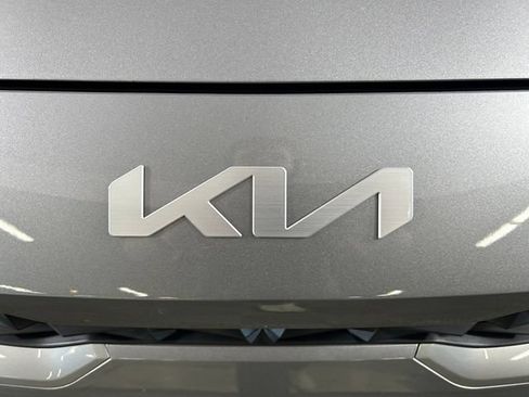 Used 2023 Kia Forte LXS FWD image 10