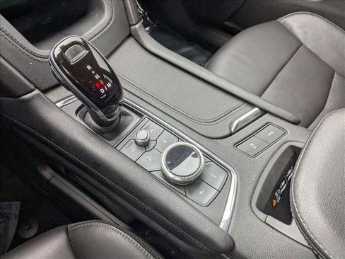 Used 2020 Cadillac XT6 Premium Luxury image 15