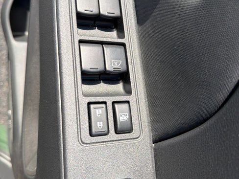 Used 2024 Nissan Frontier SV w/ SV Convenience Package RWD image 25