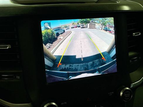 Used 2020 RAM 1500 Big Horn AWD/4WD image 13