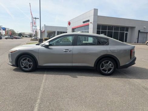 Used 2025 Kia K4 FWD image 6