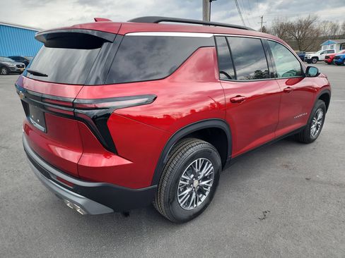 New 2026 Chevrolet Traverse LT image 8