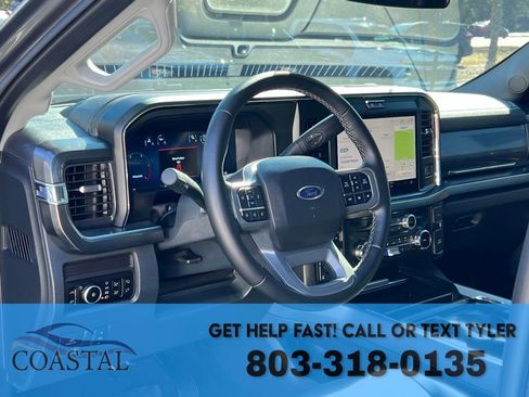 Used 2025 Ford F250 Lariat w/ Chrome Package image 5
