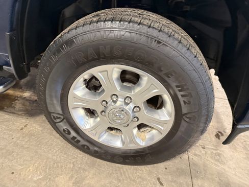 Certified 2024 RAM 2500 Big Horn w/ Sport Appearance Package image 6