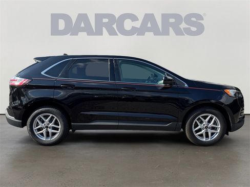 Used 2024 Ford Edge SEL image 8