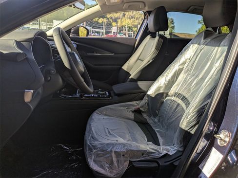 New 2025 MAZDA CX-30 AWD 2.5 S w/ Select Sport Pkg image 12