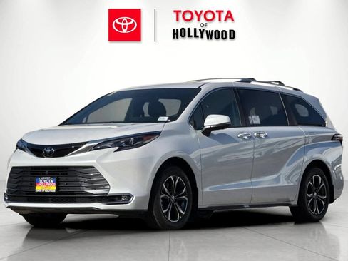 New 2026 Toyota Sienna Platinum AWD/4WD image 7