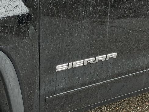 Used 2019 GMC Sierra 1500 SLE w/ SLE Value Package image 18