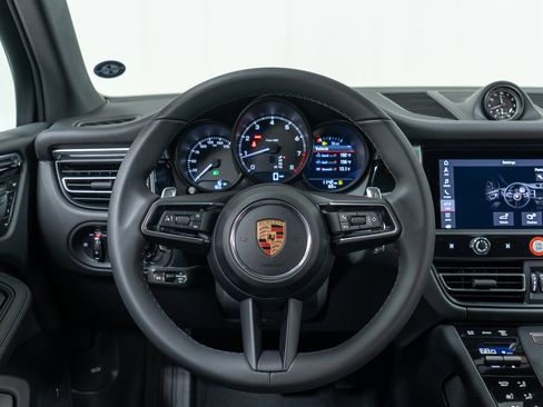 New 2026 Porsche Macan AWD/4WD image 20