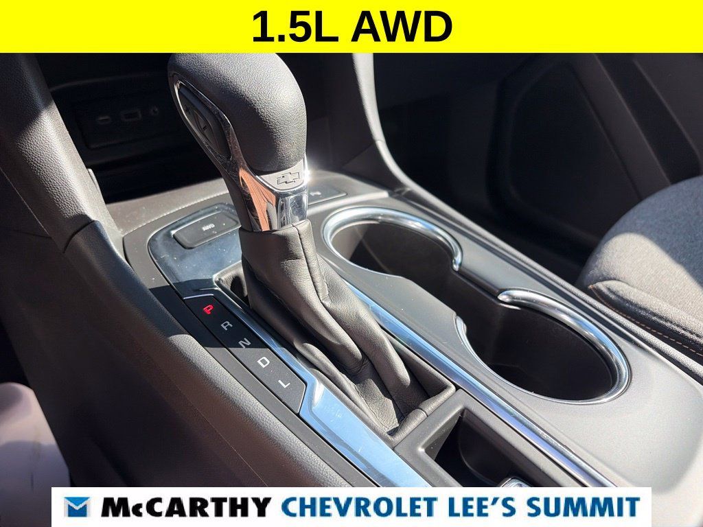 Used 2024 Chevrolet Equinox LT AWD/4WD image 8