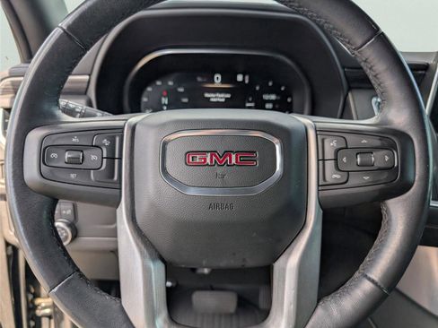 Used 2023 GMC Yukon SLT RWD image 23