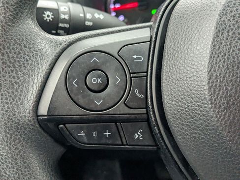 Used 2019 Toyota RAV4 XLE image 17