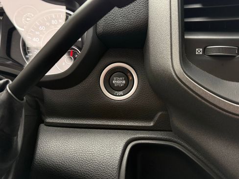 Used 2024 RAM 3500 Tradesman w/ Convenience Group image 39