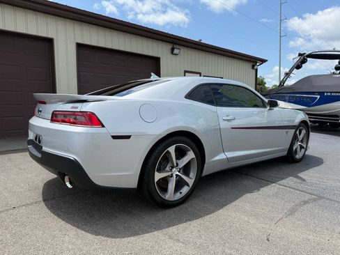 Used 2015 Chevrolet Camaro SS w/ Commemorative Special Edition RWD image 6