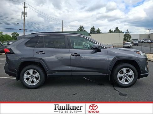 Certified 2021 Toyota RAV4 XLE AWD/4WD image 7