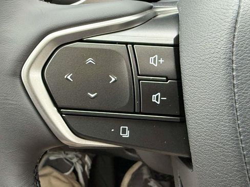 Used 2025 Lexus RX 450h Luxury w/ Convenience Package image 23