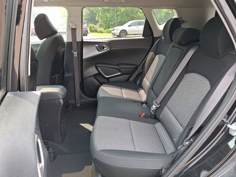 Used 2023 Kia Soul EX image 10