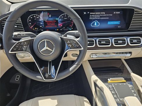 Used 2025 Mercedes-Benz GLE 350 4MATIC image 19