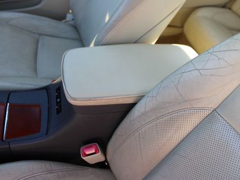 Used 2010 Lexus ES 350 image 18