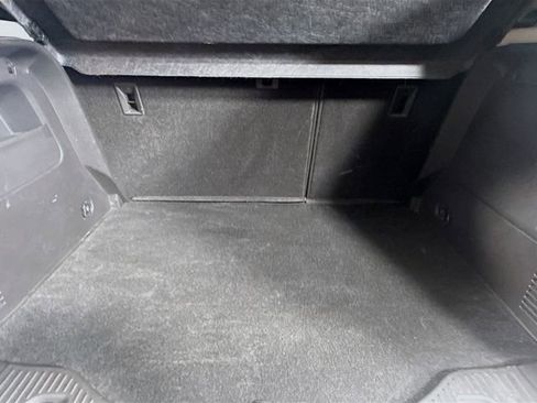 Used 2019 Chevrolet Trax LT w/ LT Convenience Package AWD/4WD image 24