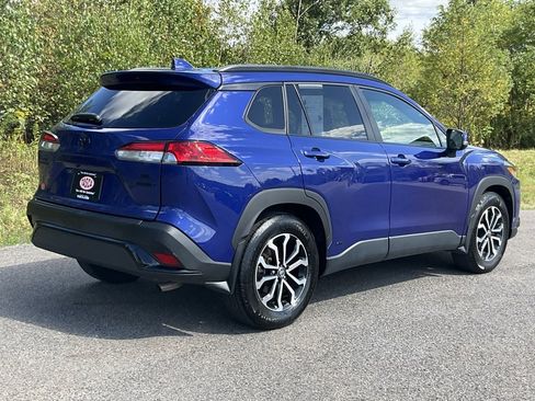 Used 2023 Toyota Corolla Cross SE image 31