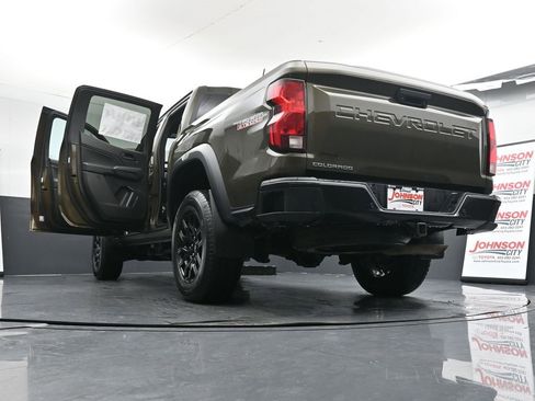 Used 2023 Chevrolet Colorado Trail Boss image 44