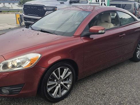 Used 2011 Volvo C70 T5 w/ Convenience Pkg FWD image 18