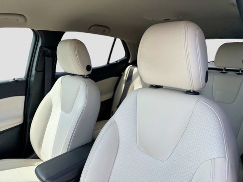 Used 2025 Buick Encore GX Preferred FWD image 12