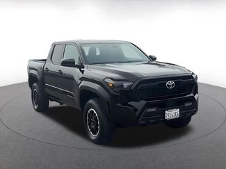 Used 2025 Toyota Tacoma TRD Off-Road video 2