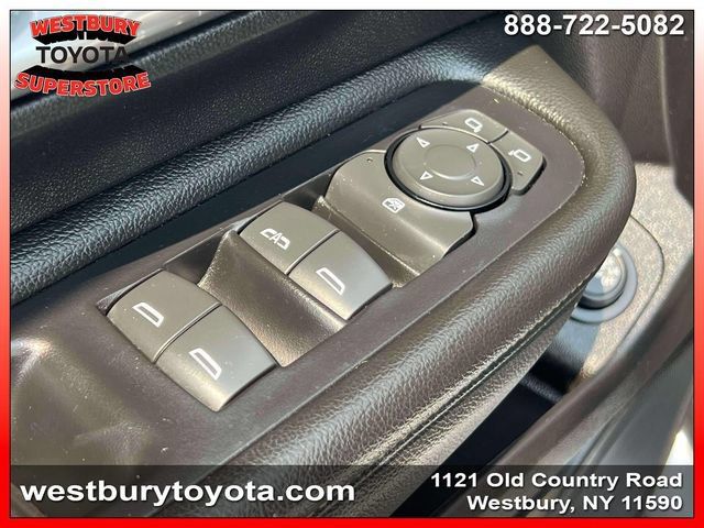 Used 2024 GMC Terrain AT4 w/ Tech Package AWD/4WD image 21