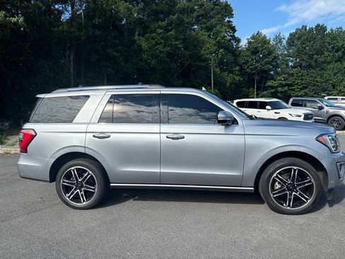 Used 2021 Ford Expedition Limited AWD/4WD image 6